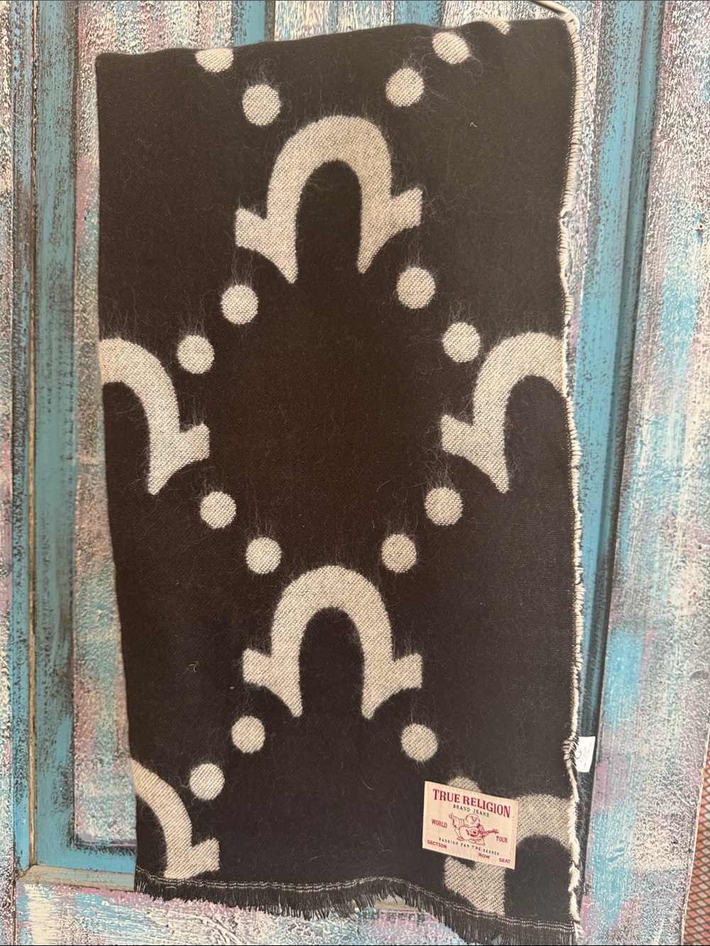 True Religion Black & Cream Pattern Scarf 🧣
